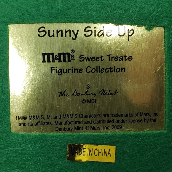 Sunny Side Up M&M's Sweet Treats Figurine - Picture 10 of 16